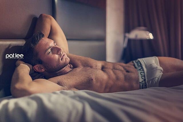 Chris Hunsinger-Bed-Calvins-Pat Lee