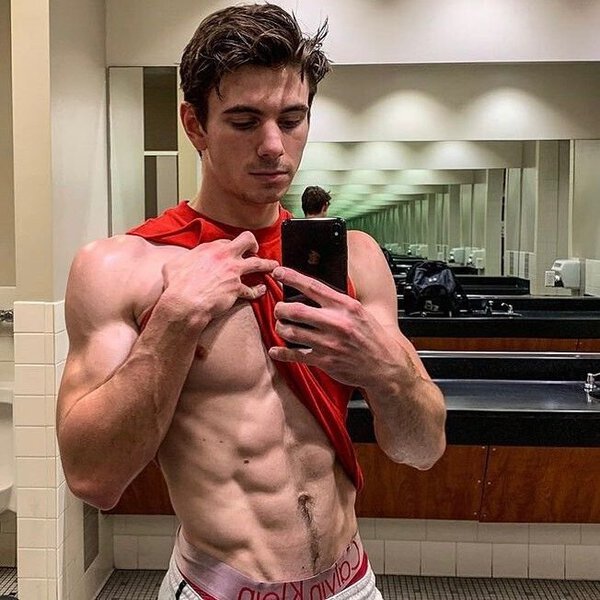 Happy Trail-Selfie