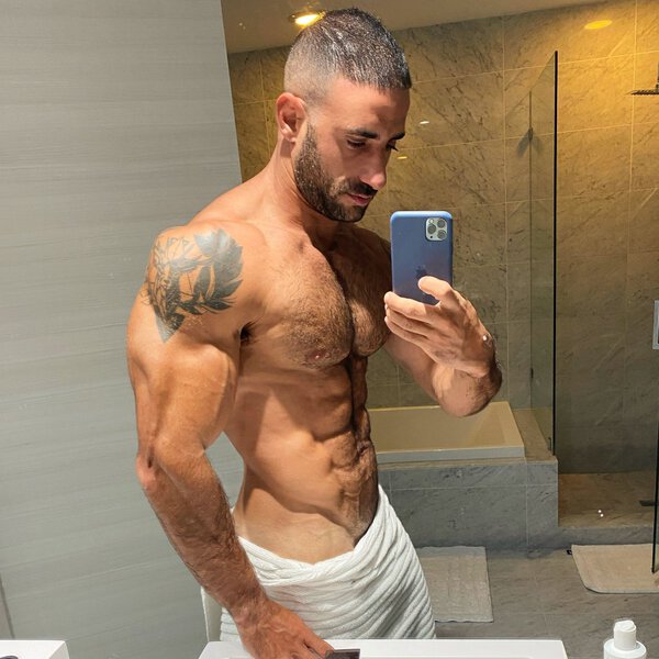Beard-Hairy-Defined Abs-Tasteful Tat=Perfect-Now Loose the Towel