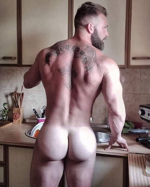 Butt Beauty-Plus He Cooks AND Does Dishes