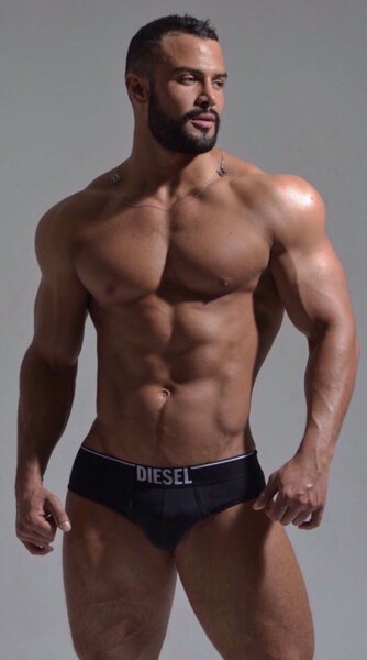 Well Groomed Bearded Muscle-Black Diesel Briefs