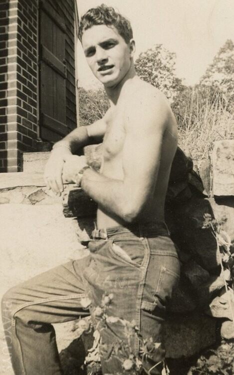 tumblr_04d2751a6f6a496071159b941bbadbdf_784d112b_640 (1).jpg