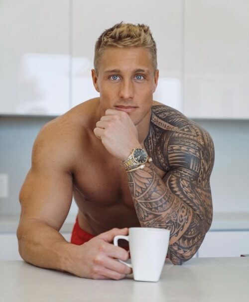 The blue eyes have it!
