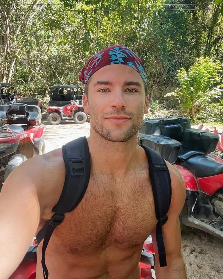 Back pack guy with nice eyes
