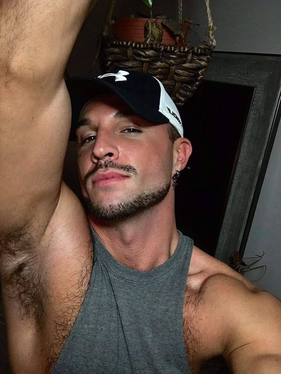 Bad boy - beard - pit