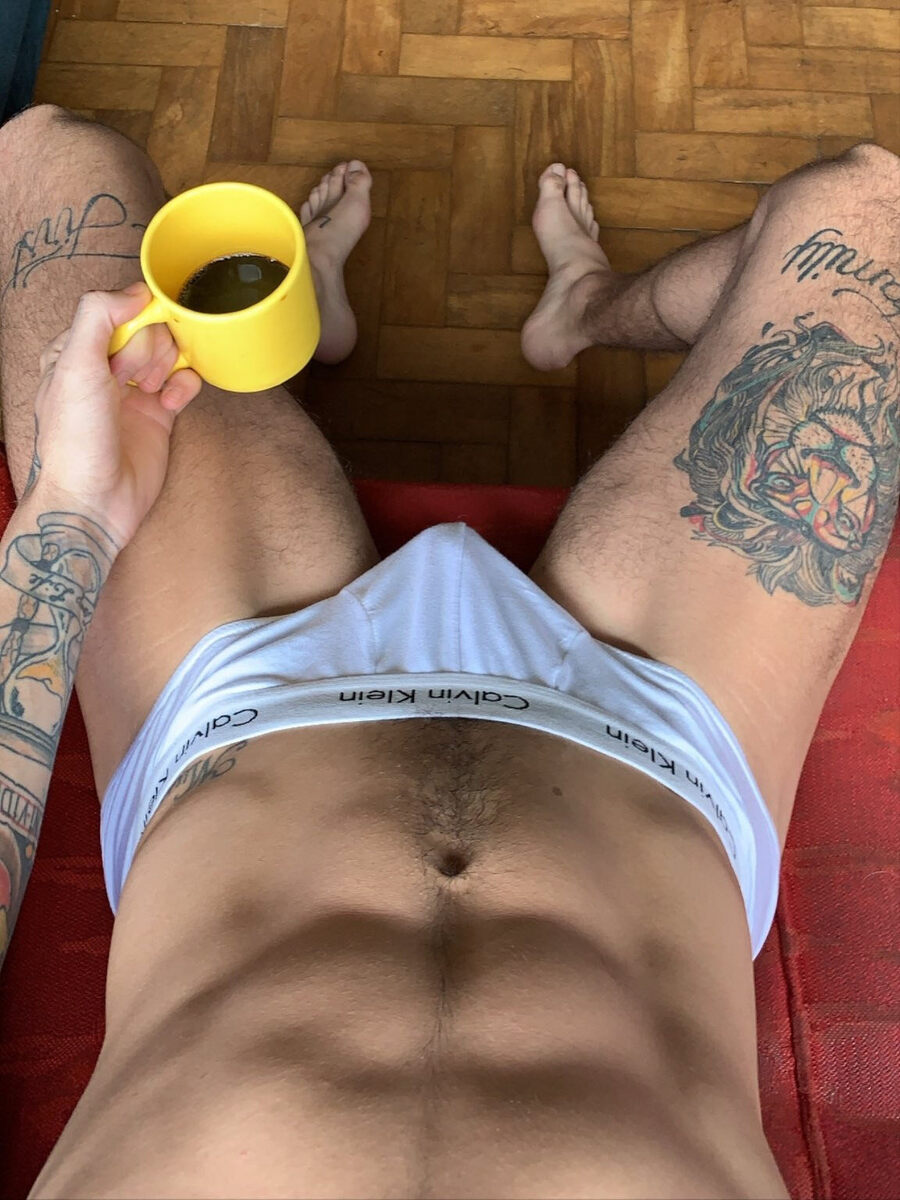 Tatts - bulge - coffee