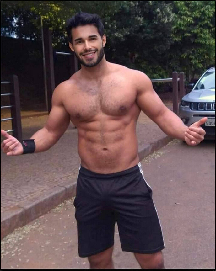 This guy deserves two thumbs up as well