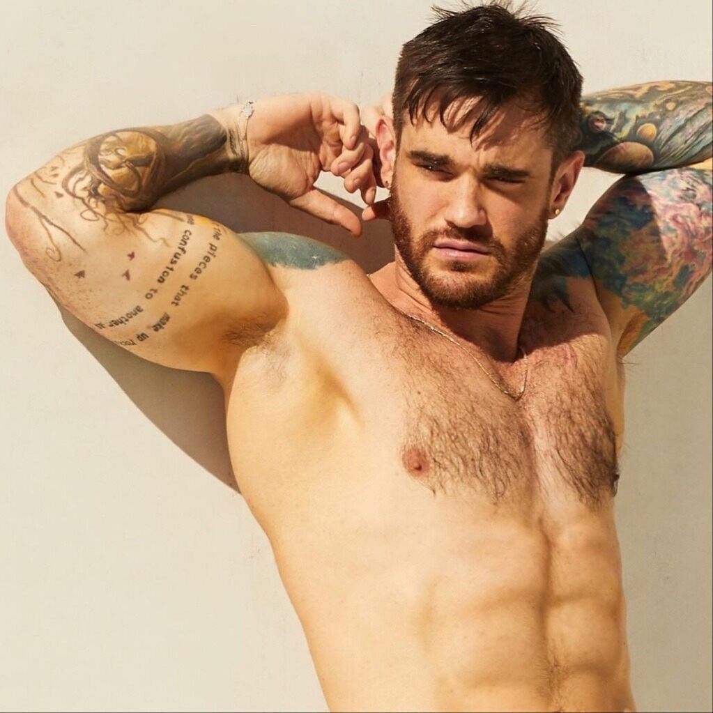 When you read the tattoo on my arm it will tell you what I like and want you to do.