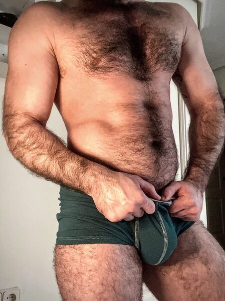 Hairy lean torso - nice bulging package