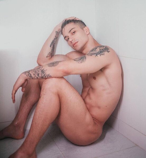 Smooth - lean - young - tatts