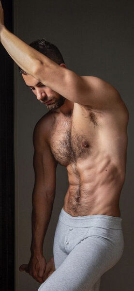 Lean muscle - hairy - pit