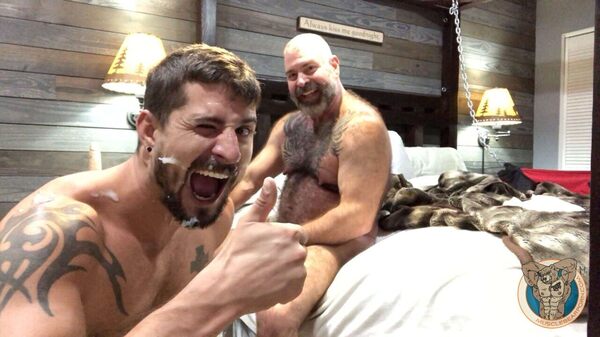 Daddy Shares a Load