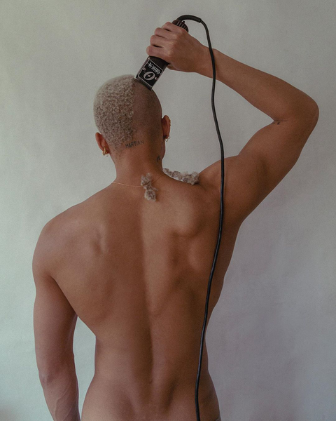 Like many of us I should have started doing it this way years ago!  And BTW nice V-shaped LATS!