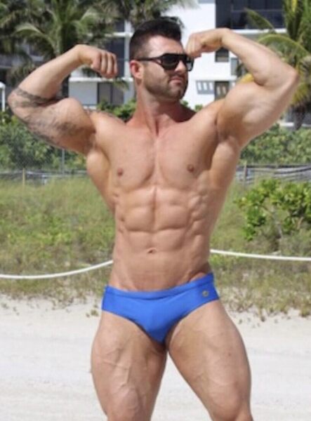 That’s right show me your biceps… and more!