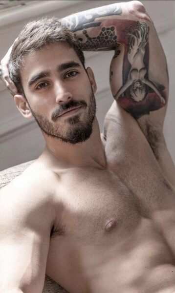 The eyes are the icing on the cake.