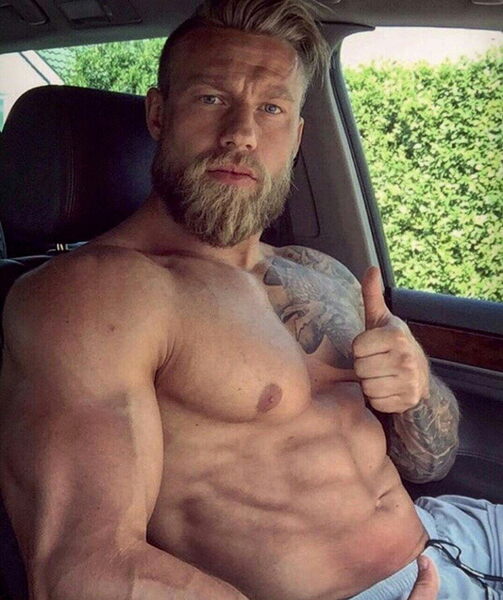 Ya gotta like those Uber drivers!