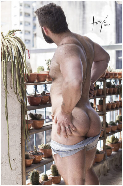 Don't You Want to Touch It Too?