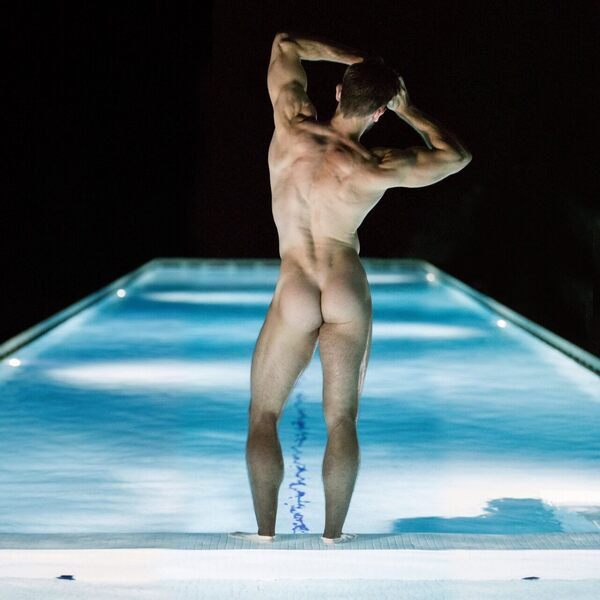 Pool Pose