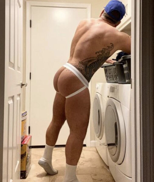 And he also does the laundry!