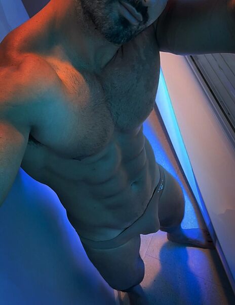 Begging to be kissed and more…