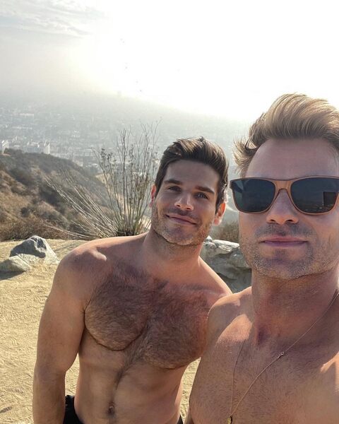 Outdoor bromance