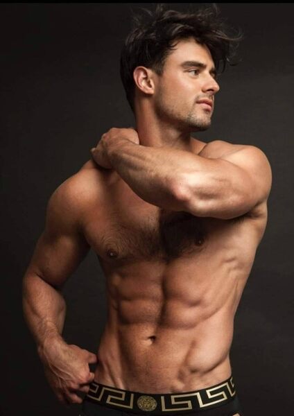 A purdy boy boy your pleasure