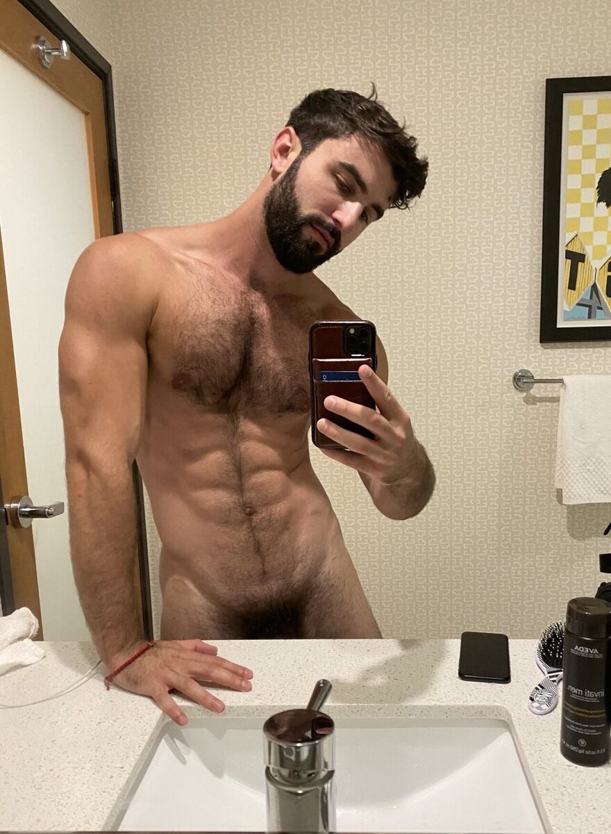And yes! He knows that his pubes are showing!