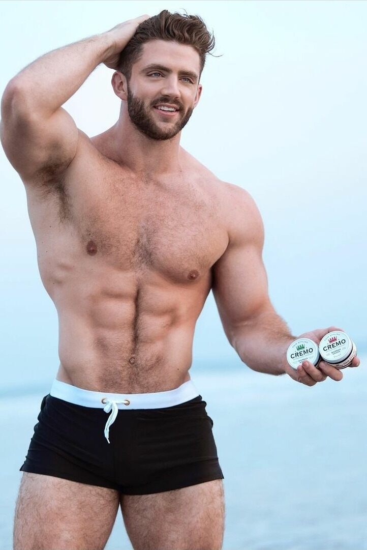 He sports a Cremo beard indeed