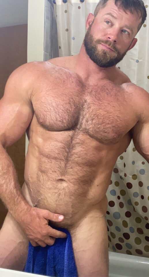 I know I’ve had to say this before… but please drop the towel!