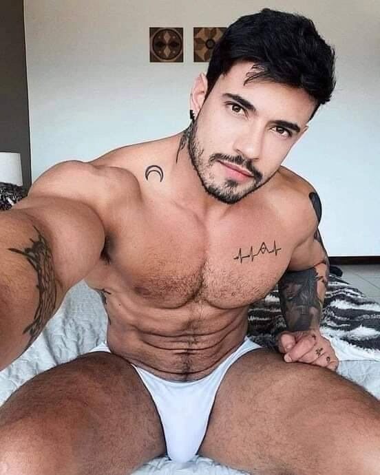 OMG! Once again the eyes and much more have it!