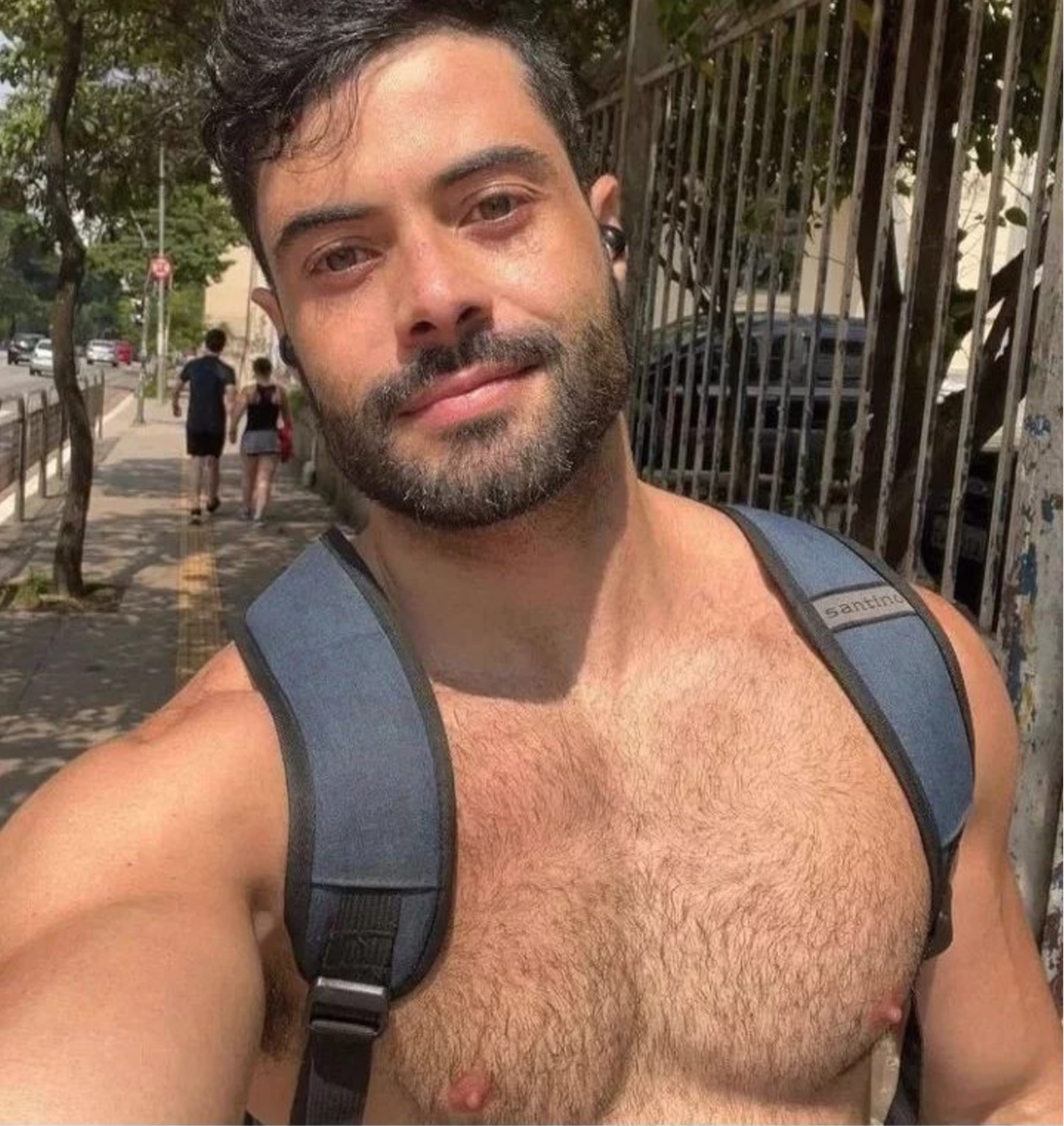 Urban backpacker