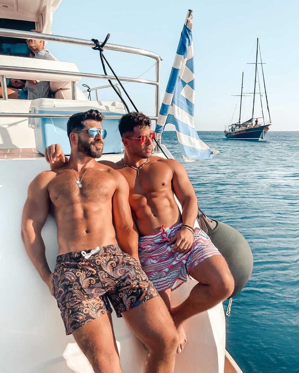 Two of the available hands on deck for the cruise… and yes they are available below deck as well..