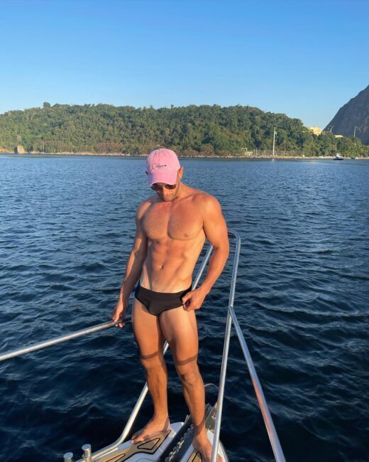 This deckhand is available below deck as well.