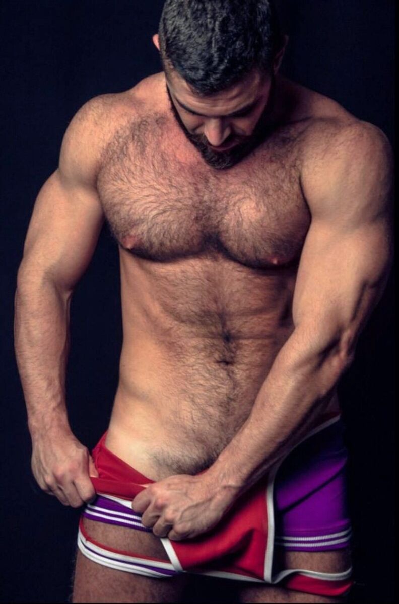 Singlet tease…