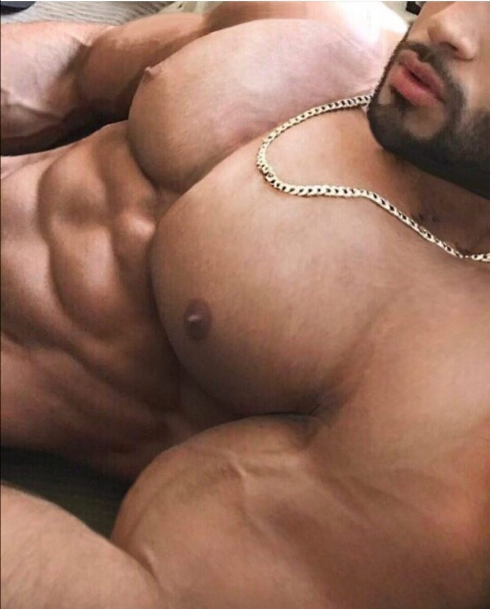 What lips! What nips!
