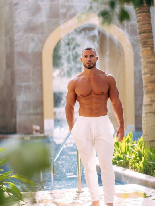At the gates of paradise…
