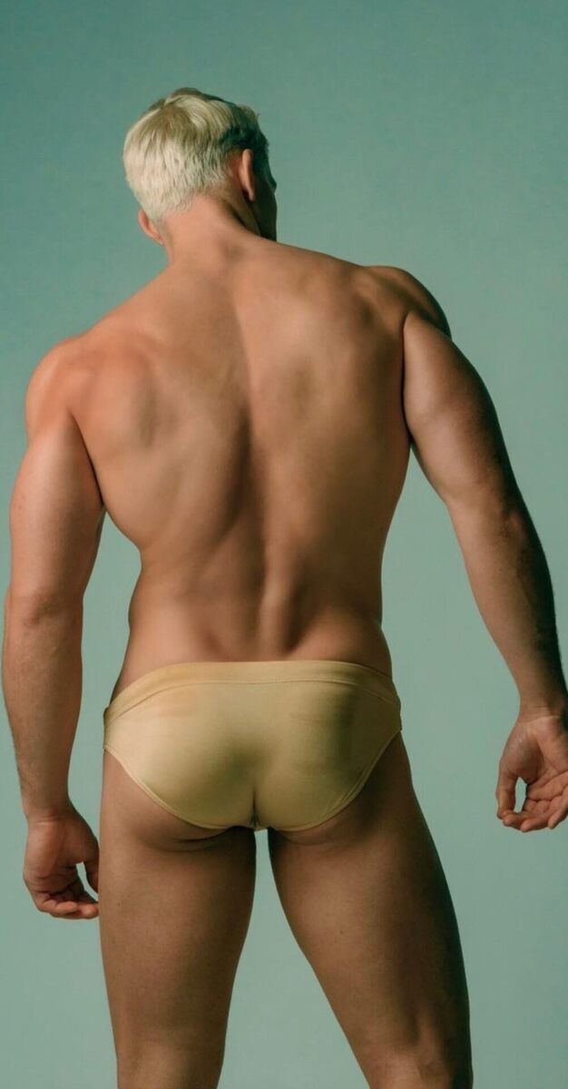 Golden boy - rear