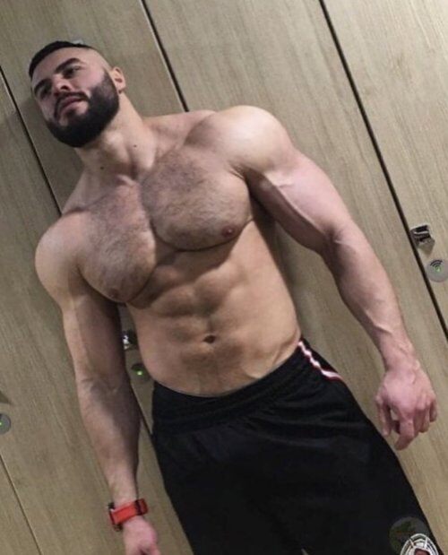 Looking for a chest to worship in the locker room…
