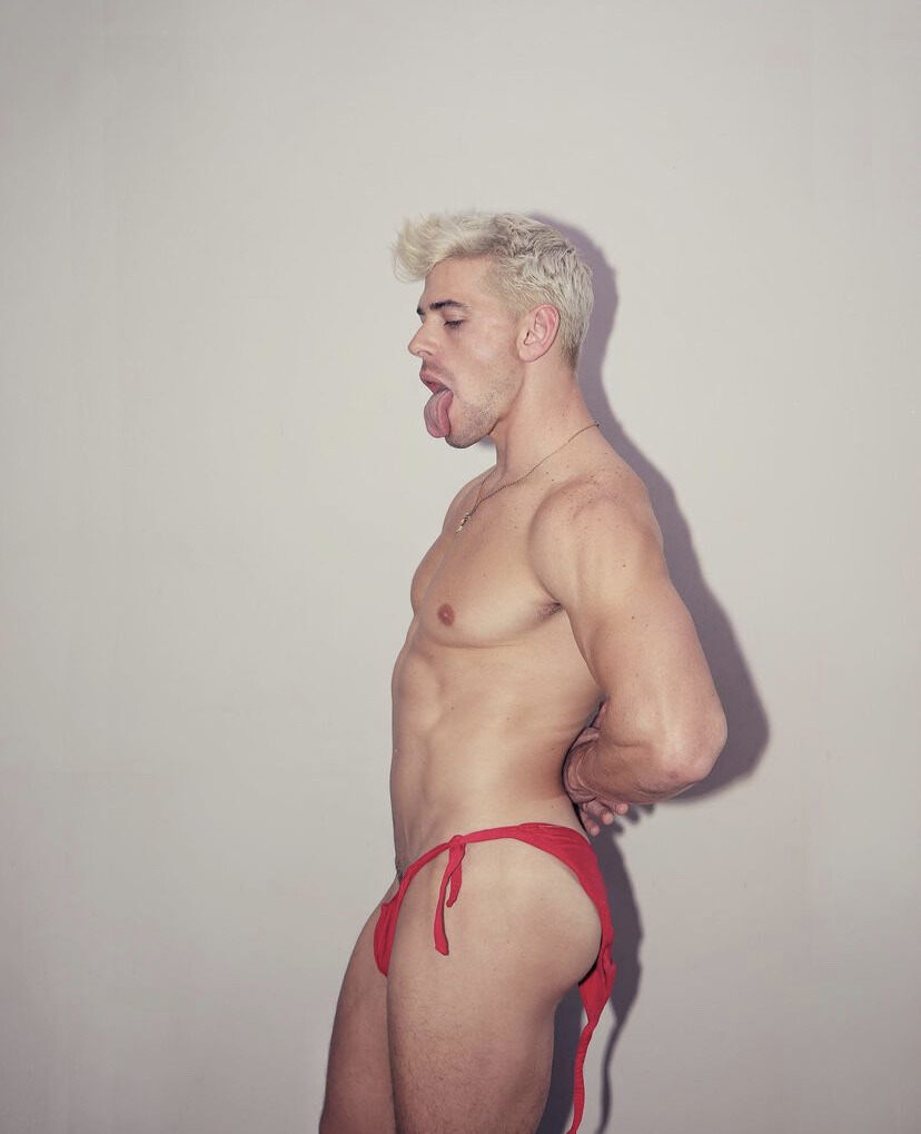 Blondish giving some tongue
