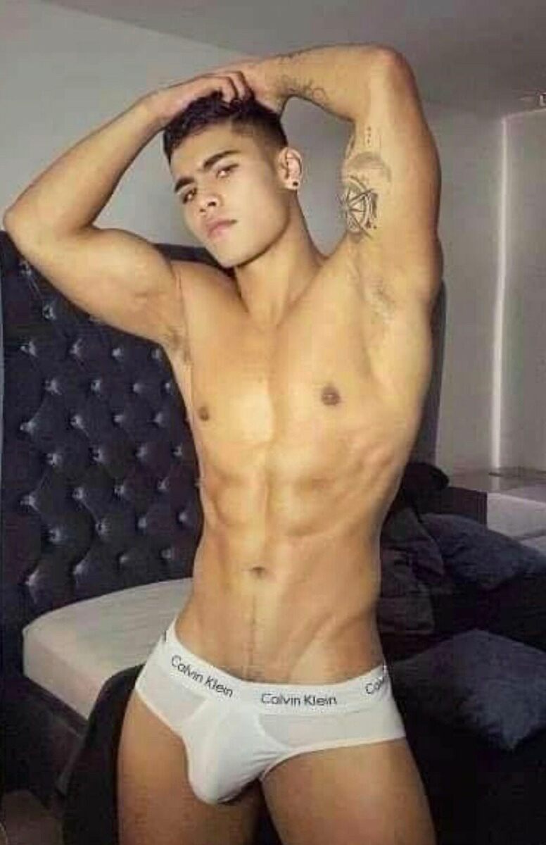The to loos the Calvin Klein tightly-whities