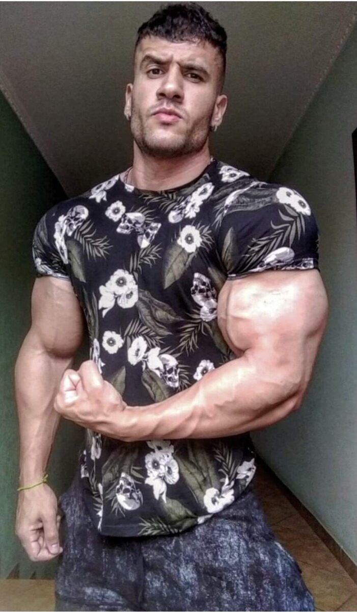 Big guns guy