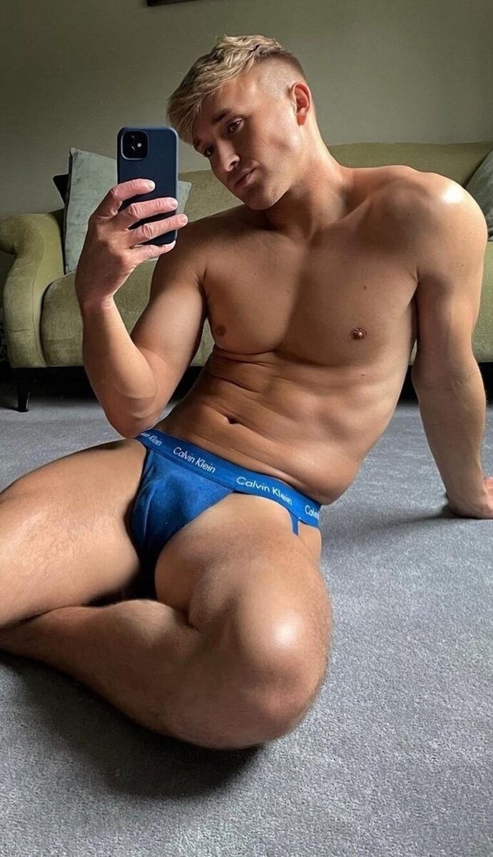 Of the floor blondish selfie