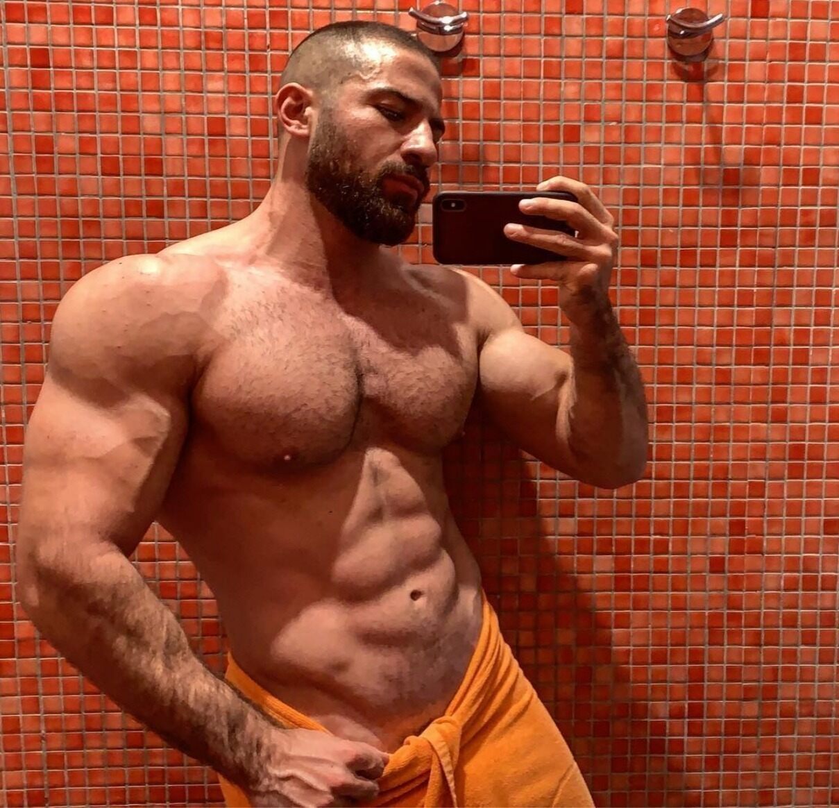 DAMN! Orange you glad that you checked him out!