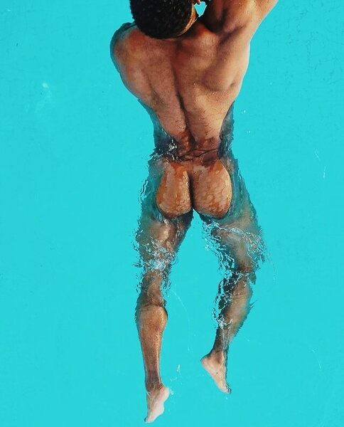The boy’s butt has buoyancy!