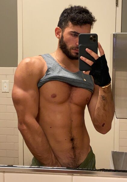 Happy trail selfie