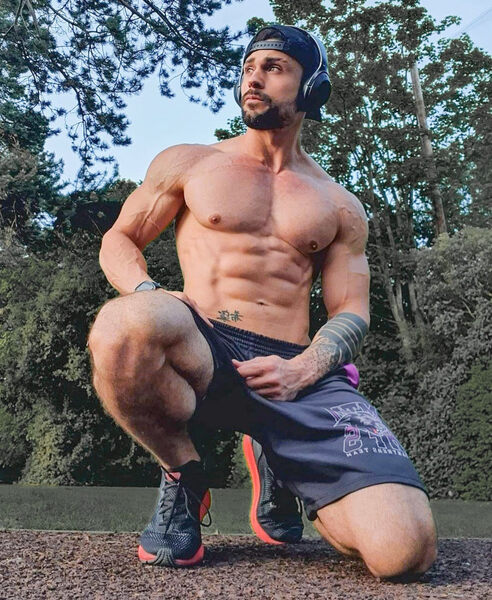 I like him on his knees even outdoors