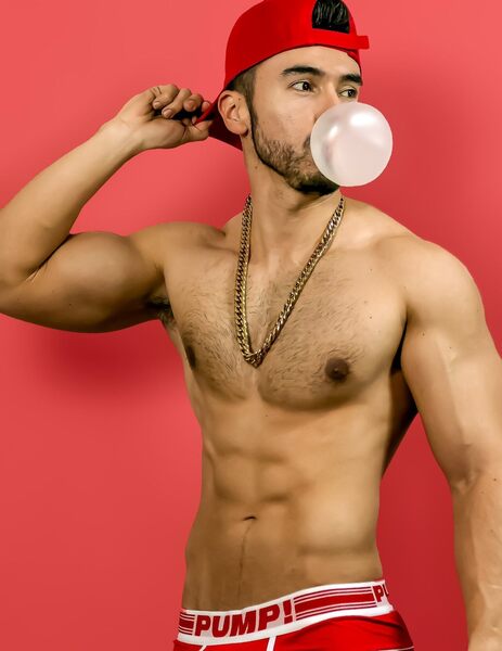 Well his Rentmen ad says that he is skilled at “bubblegumming” and “blow jobs”… but not quite what I expected…
