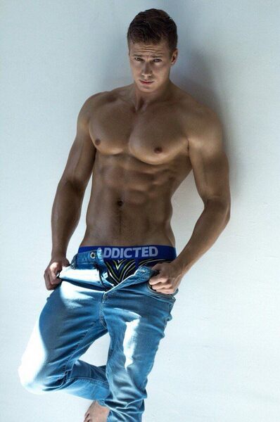 He Wants You to Look