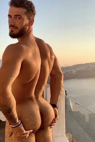 Shall I Spread 'Em?