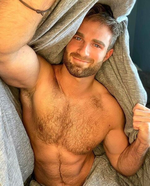 Those eyes! That smile!